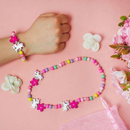 Kép valamiből Nyaklánc és karkötő készlet fából készült gyöngyökből