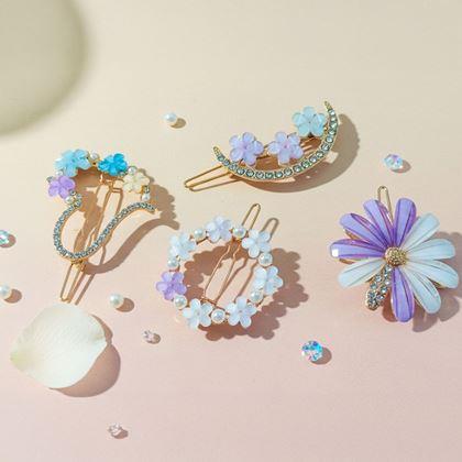 Kép valamiből Virágos hajcsatok kövekkel 4 darab