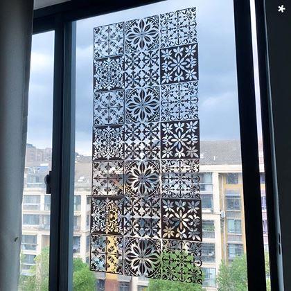 Kép valamiből Díszes ablakfólia - vintage mozaik