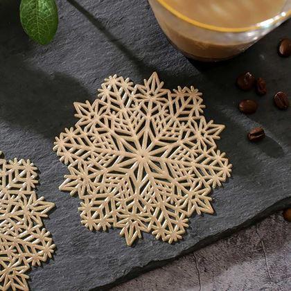 Kép valamiből Hópehely alakú poháralátét  -  arany