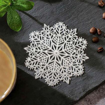 Kép valamiből Hópehely alakú poháralátét  -  ezüst