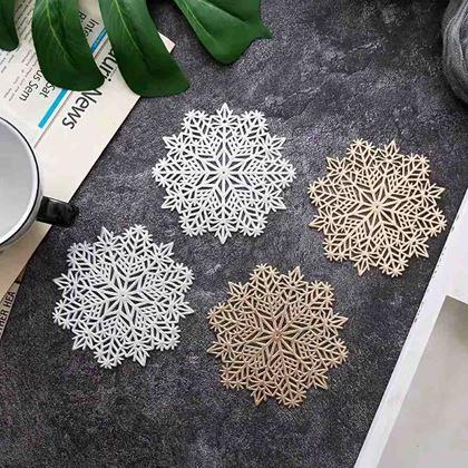 Kép valamiből Hópehely alakú poháralátét  -  ezüst