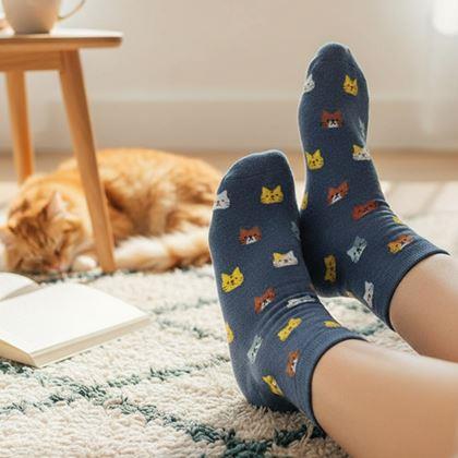 Kép valamiből Macskás zokni  -  szürke