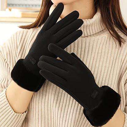 Kép Kesztyű szőrmével 