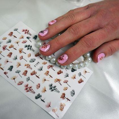 Kép valamiből Körömmatrica készlet - 79 db mezei virág