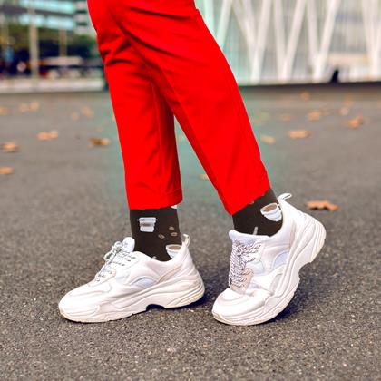 Kép valamiből Zokni - Hozz ide a kávét angolul