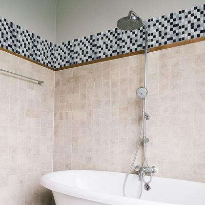 Kép valamiből Üvegmozaik rácson 30 x 30 cm - fekete - fehér