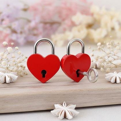 Kép valamiből Szerelemlakat