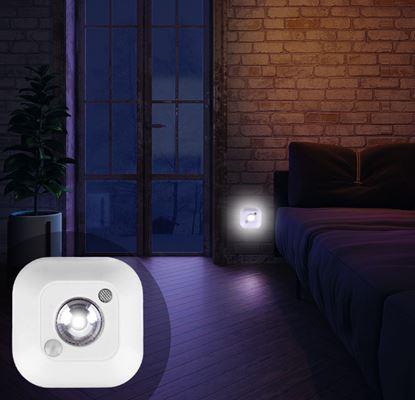 Kép Éjszakai LED lámpa elemmel és mozgásérzékelővel