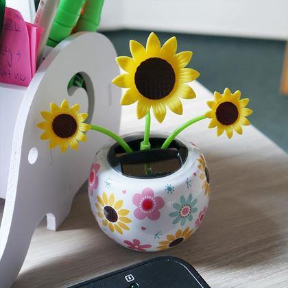 Kép valamiből Napelemes virág  - napraforgó