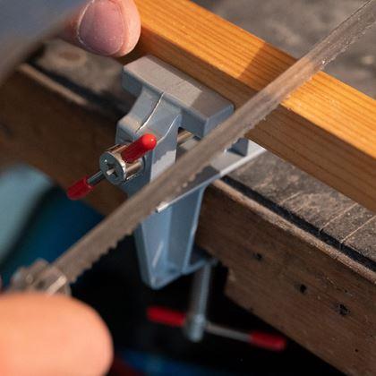 Kép valamiből Mini asztali satu