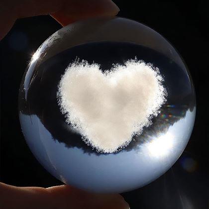 Kép valamiből LED világító üveg gömb - szív