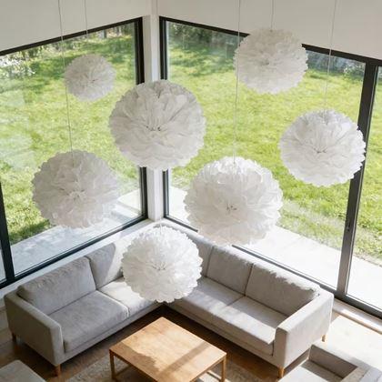Kép valamiből Fehér papír pompom dekoráció, 20 cm, 5 db