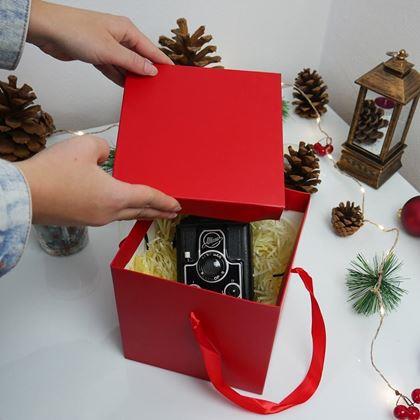 Kép valamiből Ajándékdoboz 15 cm  - piros