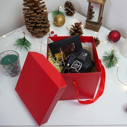Kép valamiből Ajándékdoboz 15 cm  - piros
