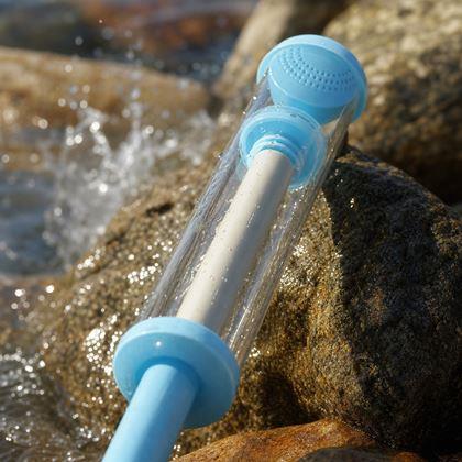 Kép valamiből Vízpisztoly permetezővel