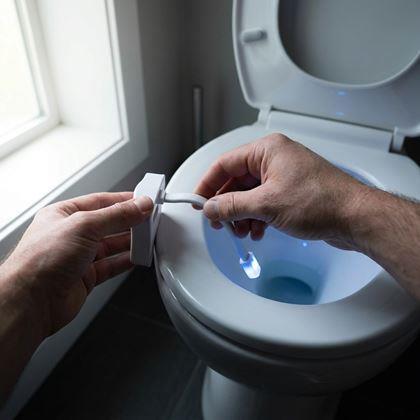 Kép valamiből WC világítás