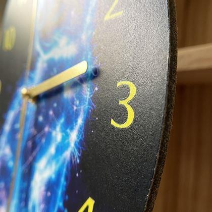 Kép valamiből Fali óra macskával – neon motívum